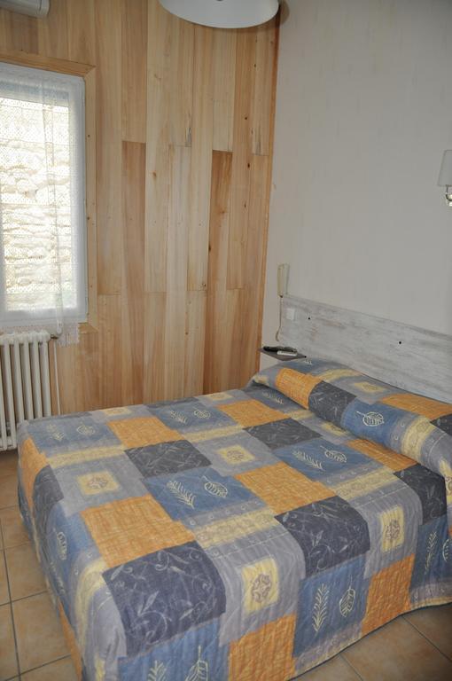 Auberge Des Platanes La Roque-Gageac Δωμάτιο φωτογραφία